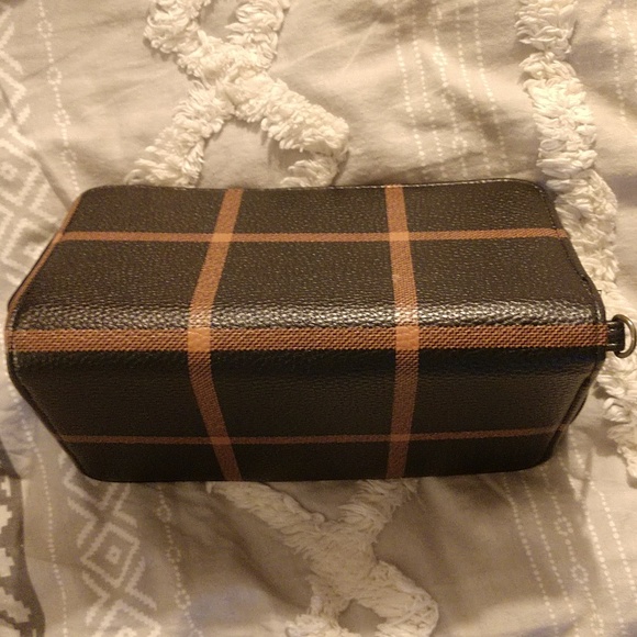 THIRTY-ONE All About the Benjamins large Wallet - Picture 8 of 14